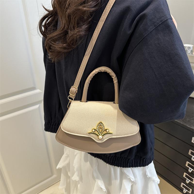 Box bag autumn and winter bag women's color matching dopamine fashion small square bag trend foreign style shoulder messenger bag