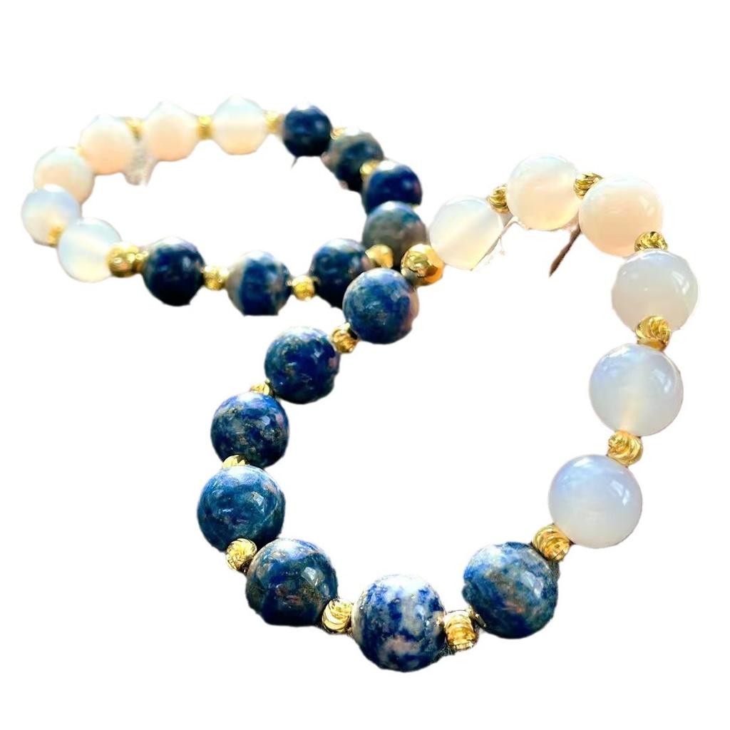 Retro-Armband aus natürlichem Lapislazuli und weißem Chalcedon.