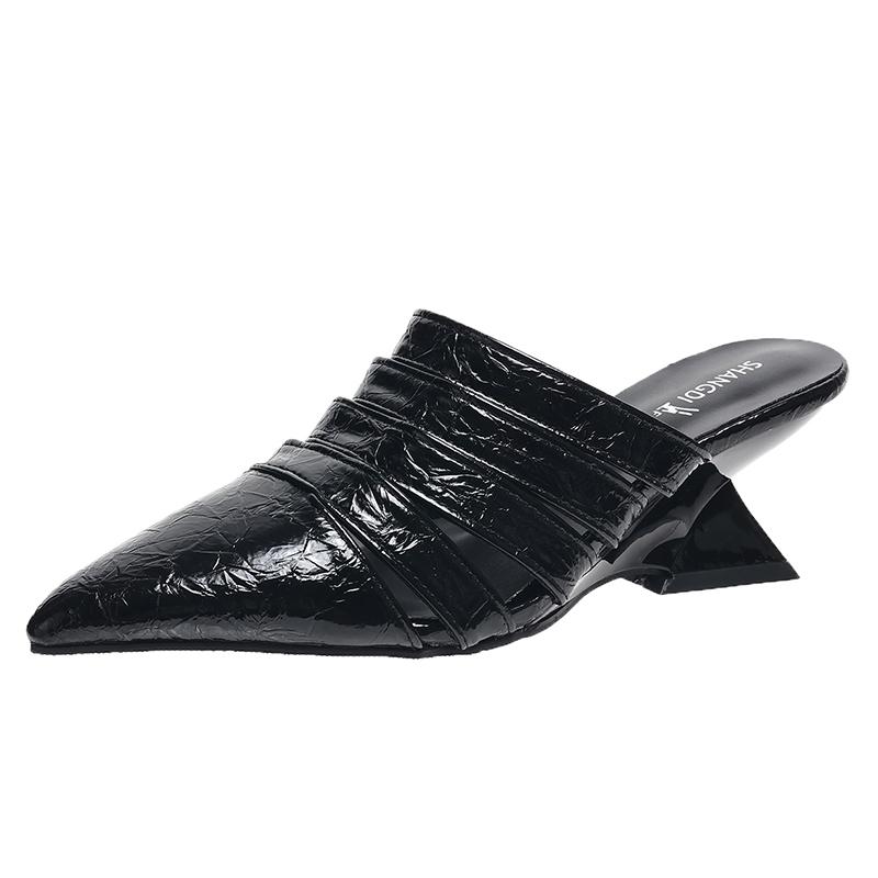 

Модные женские тапочки летом 2025 года - это модные, повседневные, элегантные и удобные полосатые тапочки на плоской подошве с закрытым носком. 40 чёрный