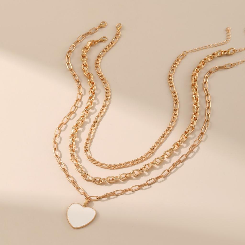 Collier Métal Rétro Niche Personnalisé Chaîne Épaisse Pendentif Alliage Amour Ensemble de Colliers pour Femmes