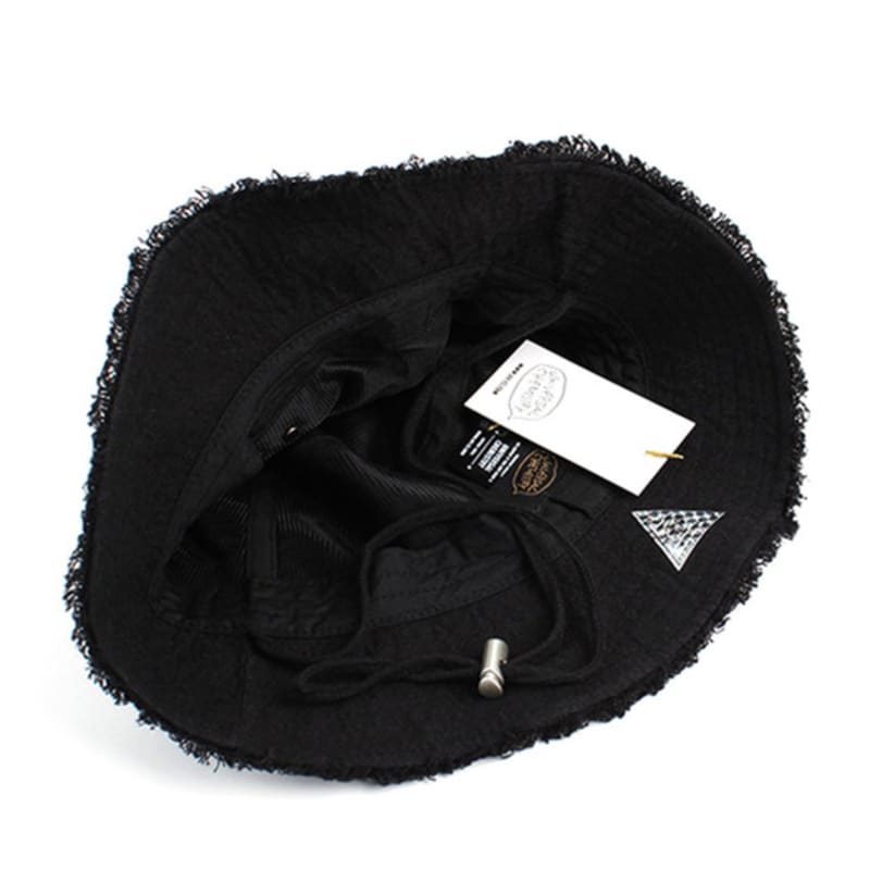 Universal Chemistry String Vintage Edge Black Bucket Hat