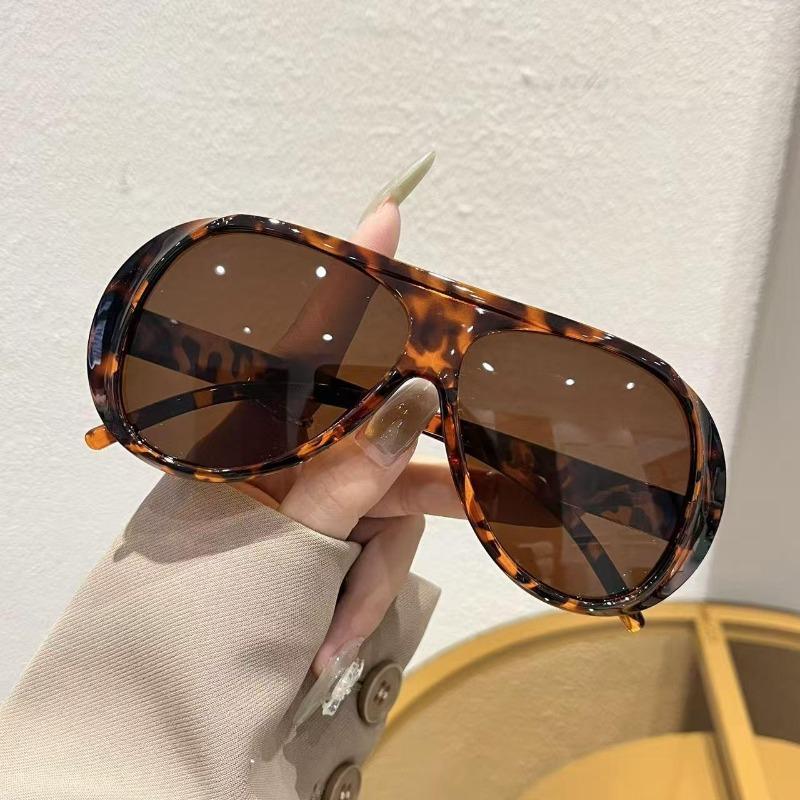 Vintage Pilot Oversized Sunglasses Goggles Women Fashion Retro Lens UV400 Protection Sun Glasses Unisex Big Frames Trendy Shades
