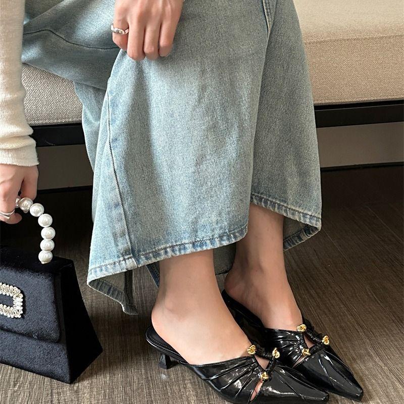 Niche design 2025 spring new metal triangular buckle pointed half slippers women's pleated soft leather bag head high heels