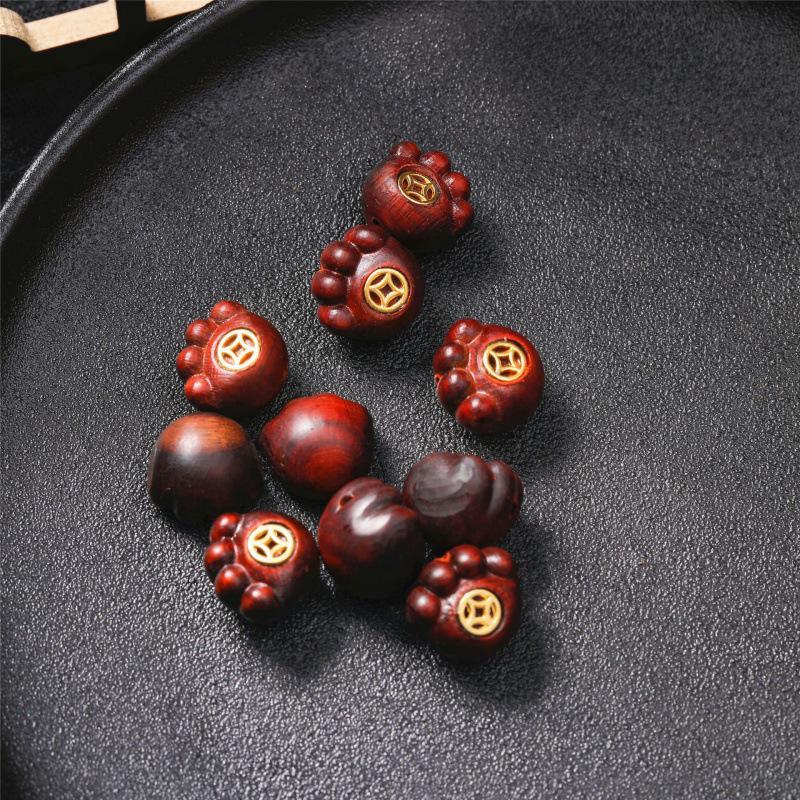 Inlaid Copper Coin Cat Paw Keychain Pendant with Sandalwood and Anti-Lost Rope Accessory