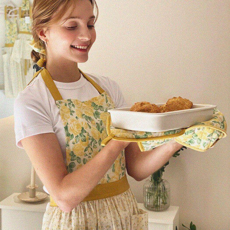 The Warmth Kitchen Glove and Pot Holder_Pink