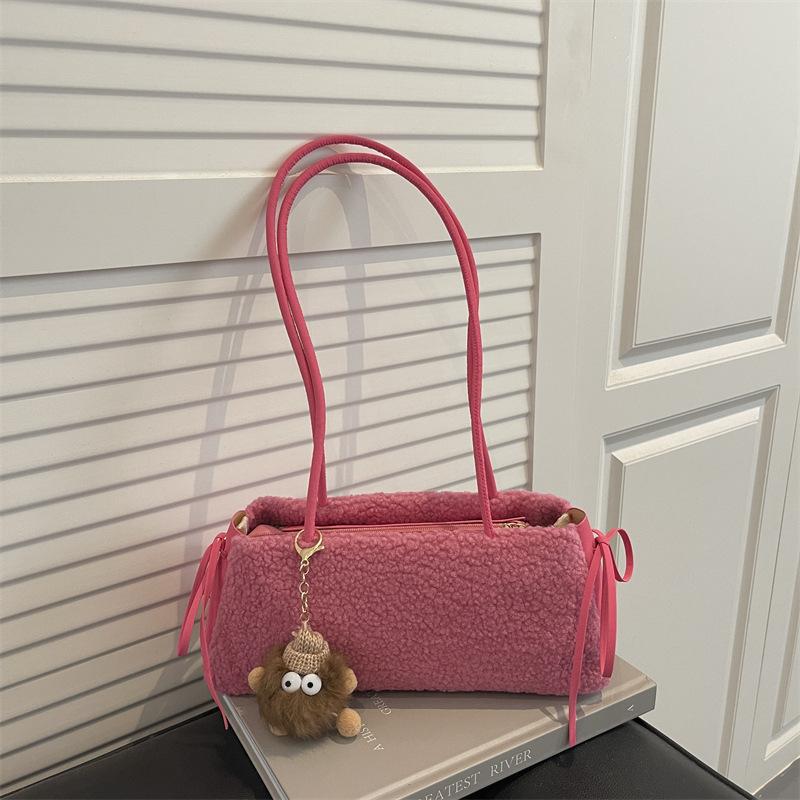 Autumn and winter new lamb wool mini mobile phone bag, high-end simple shoulder bag, fashionable shoulder plush messenger bag