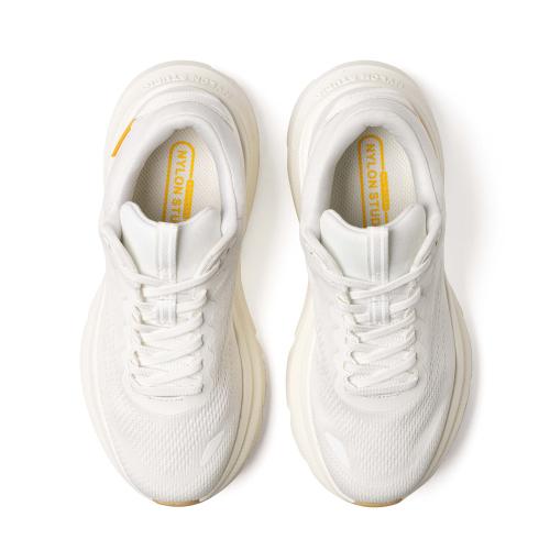 [Nylon Studio] Easy Flow Cream Running Shoes [Shipped from Korea] 100% Authentic