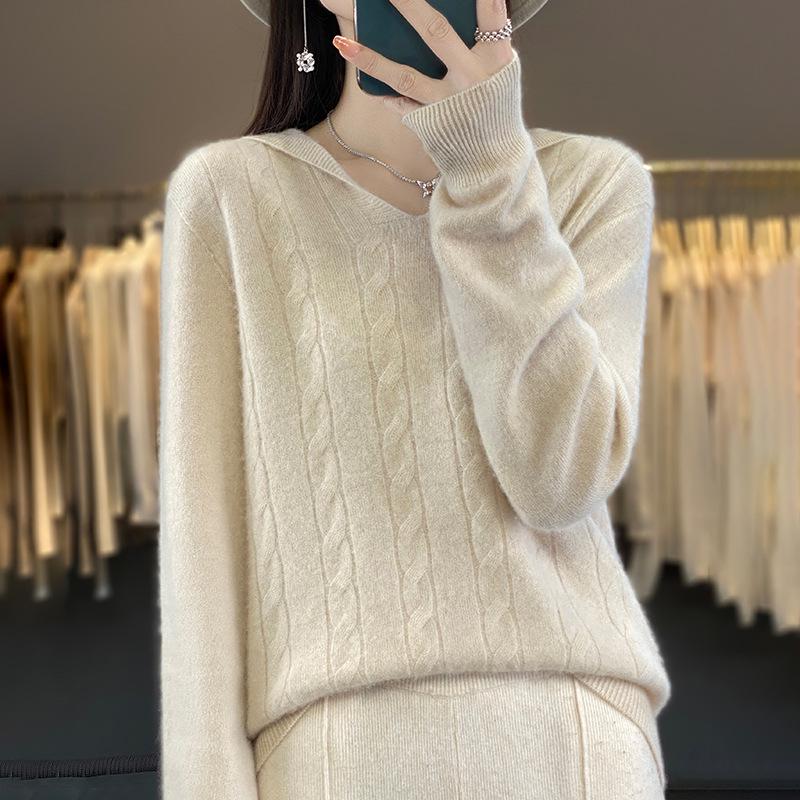 Solid Color Women's Wool Sweater: Classic Loose Fit, Cozy Autumn/Winter Wear