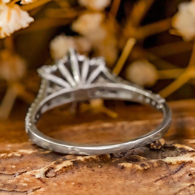 Huitan Exquisite Snowflake Rings for Women Luxury Paved Sparkling Crystal CZ Wedding Party Statement Lady Accessory New Jewelry