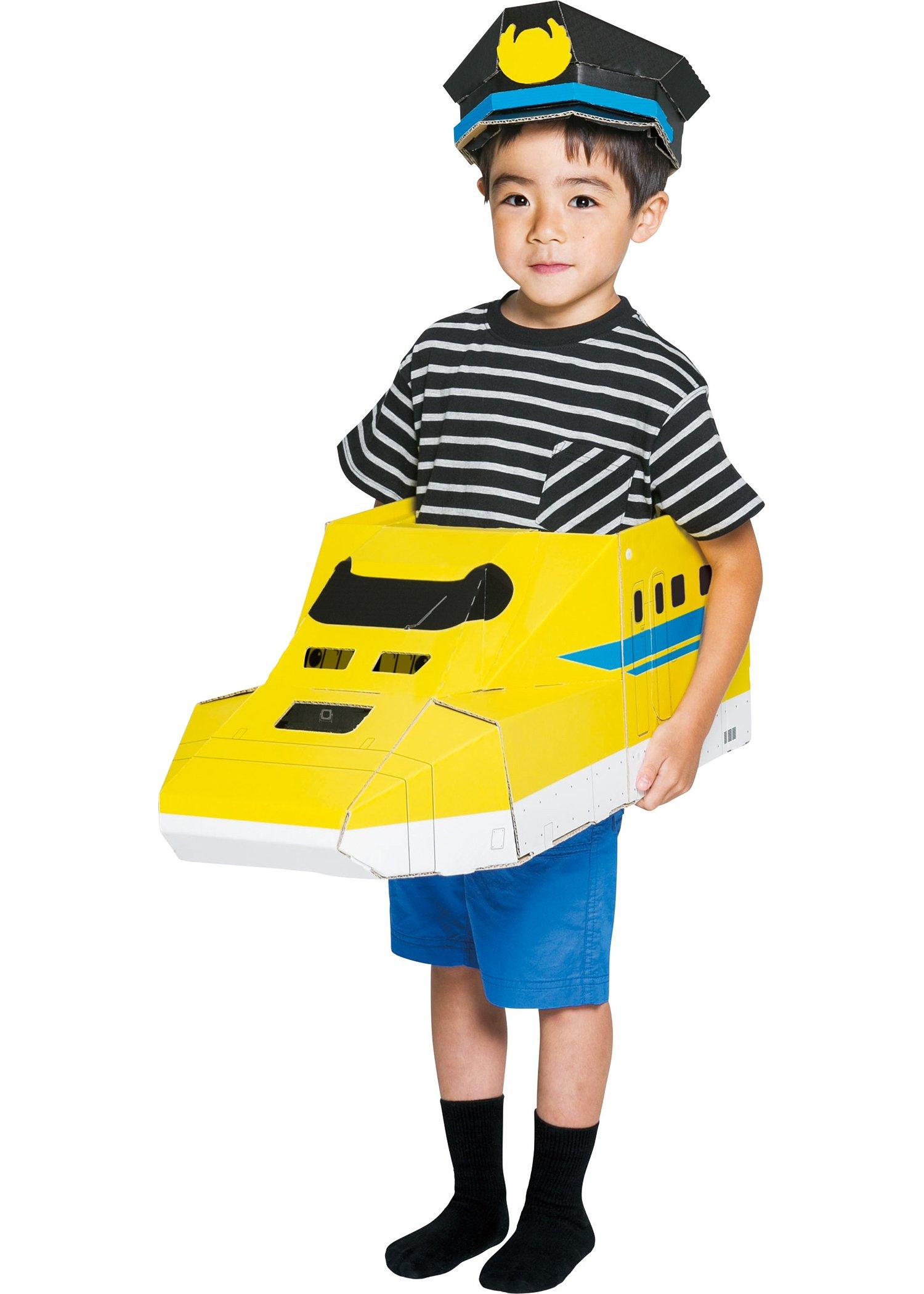 

Вы можете носить его в желтой версии Cardboard Shinkansen Doctor!