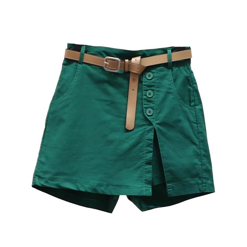 Women's High-Waisted Autumn Workwear Skirt Shorts: European Style, Slimming, Wide-Leg, Casual Hot Pants.
