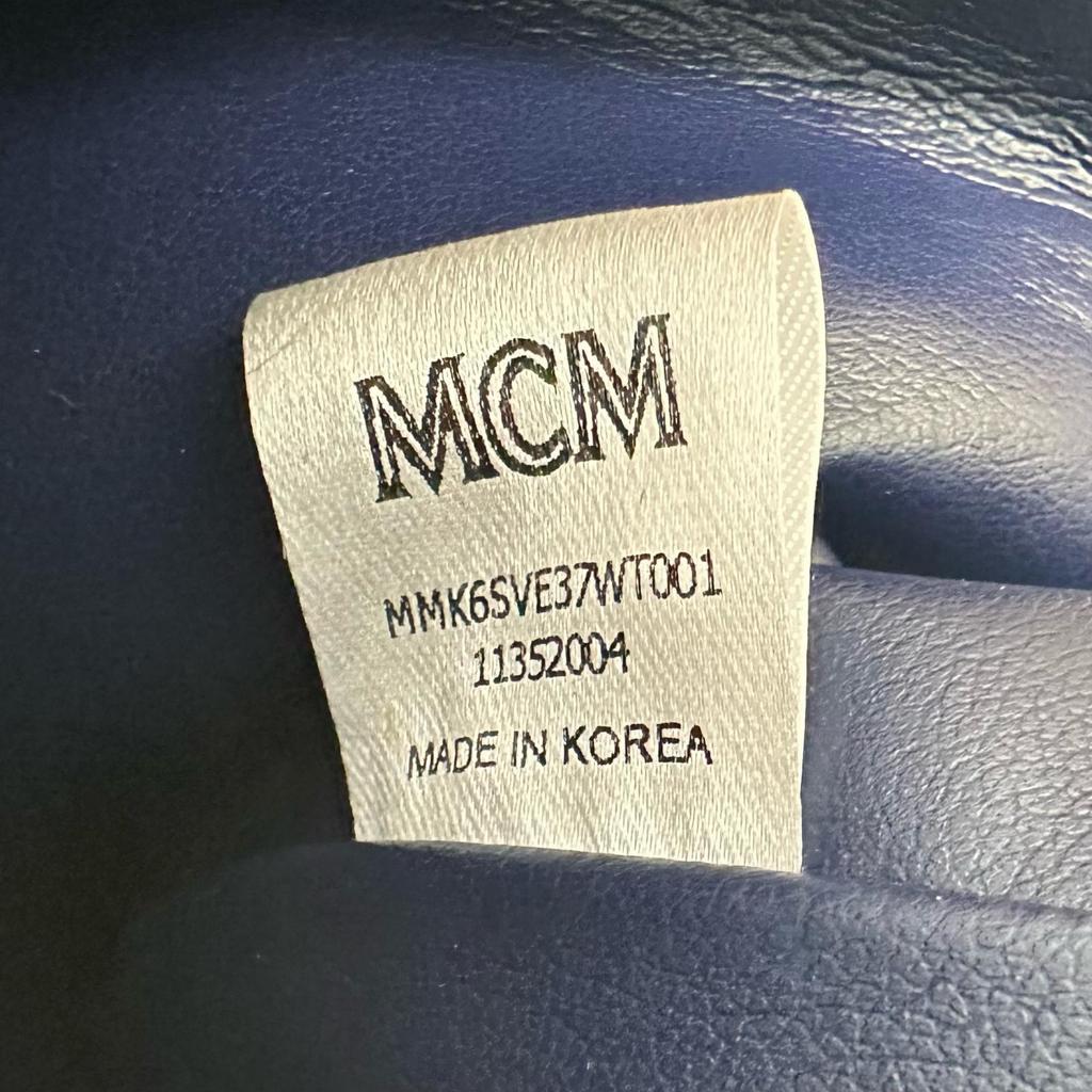 MCM Stark Sidestuds Visetos MMK65VE37WT001 Backpack Â· Daypack white unisex Small size used