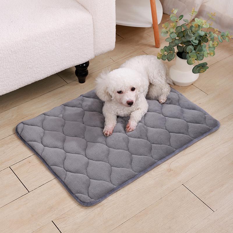 Autumn & Winter Thickened Warm Portable Anti-Slip Polyester Pet Mat All-season Universal Sleeping Pad for Dogs & Cats