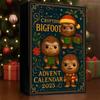 Bigfoot Adventní kalendář 2025, 24 dní svátečních 2D plochých akrylových figurek Bigfoota ve svátečních čepicích a svetrech, vystavitelná sběratelská odpočítávací krabička