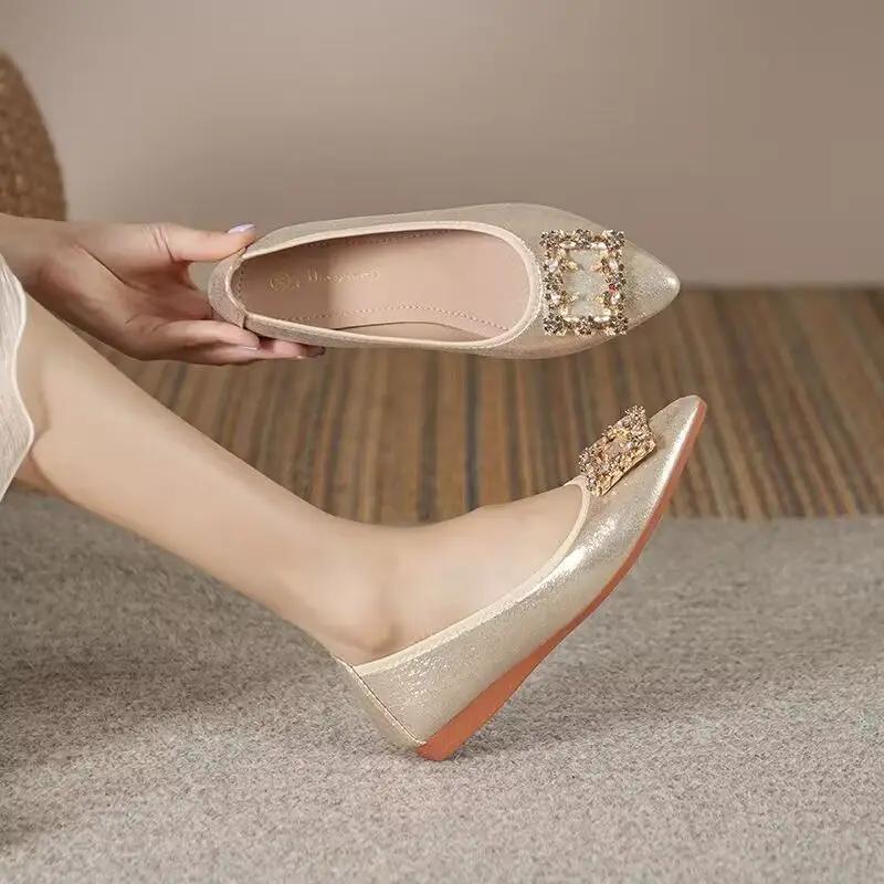 Fashion Pointed Toe Woman Flats Shoes for Women Gold Moccasins Social Shoe On Offer Promotion Sale Stylish Slip Elegant and Fashionable