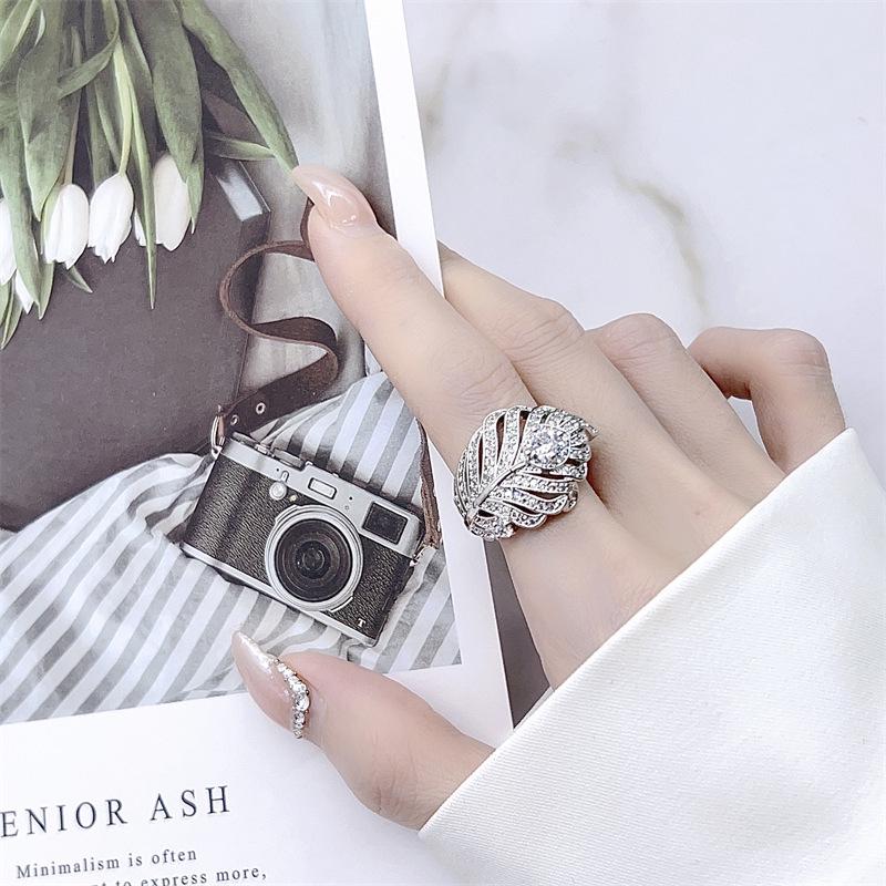 Xiaohongshu Style Feather Full Diamond Adjustable Ring for Women – Elegant, High-End Design Open Adjustable