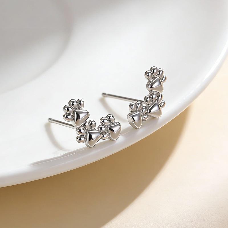 New Edition Simple Puppy Footprint Retro Distressed Color 925 Sterling Silver Jewelry Cute Fashion Stud Earrings 3958