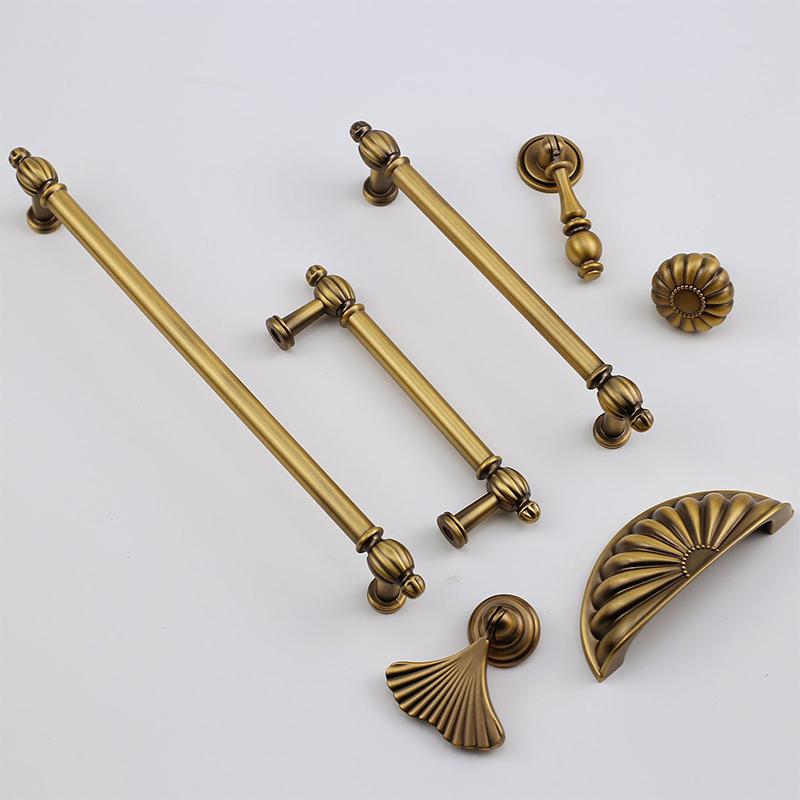 French-Style Vintage Brass Handles For Wardrobe Doors Drawers Cabinets Shoe Cabinets And Furniture In Antique Bronze Color
