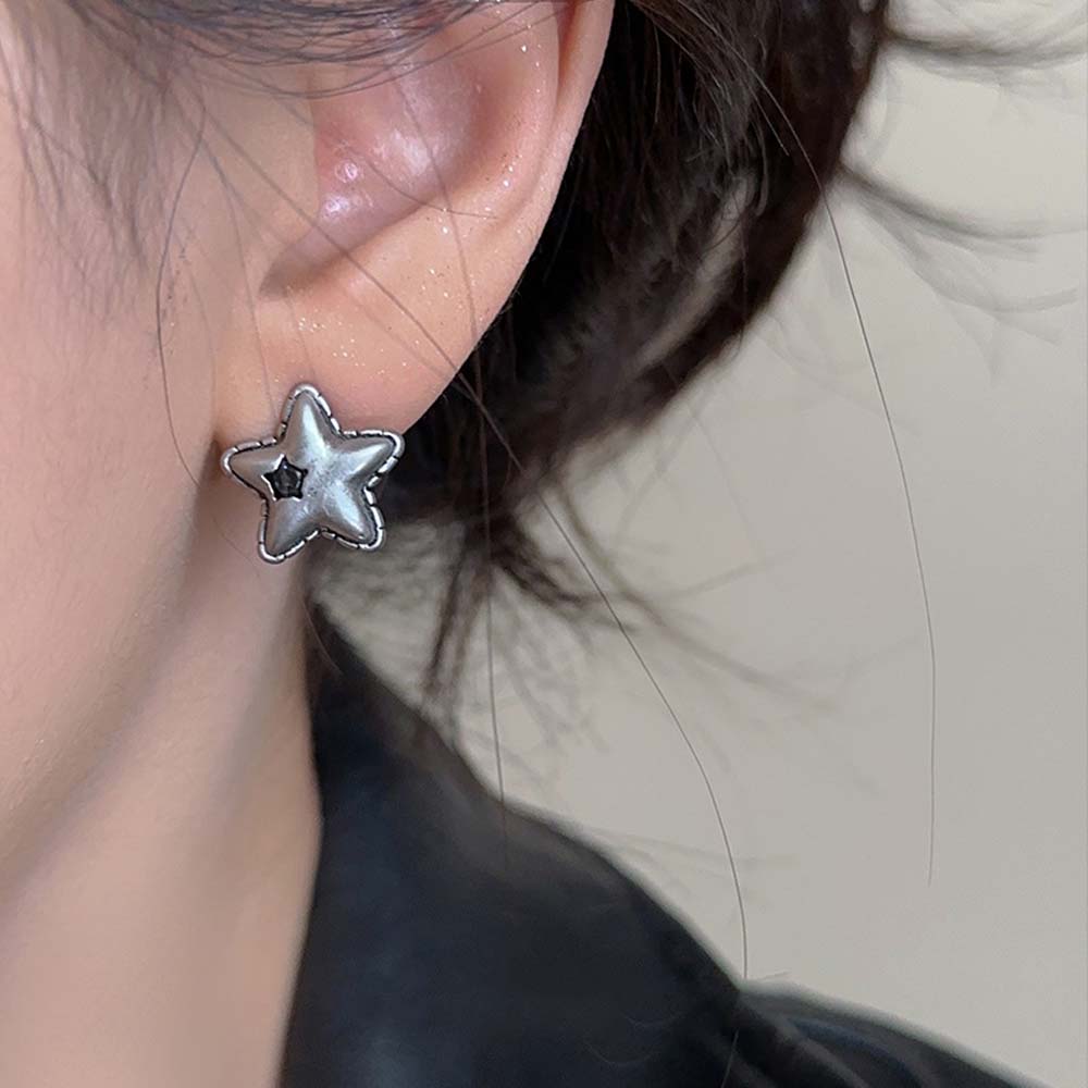

Korean Style Punk Star Earrings Women Jewelry Star Stud Earrings Metal Star Ear Studs Streetwear