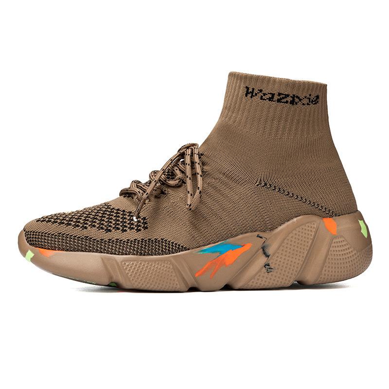 Autumn and winter new casual shoes men's trend versatile sports write light flying socks shoes large size