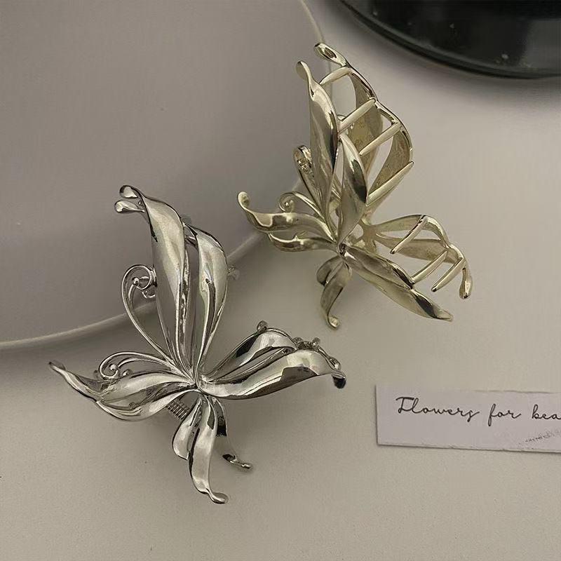 1pc Stylish Y2K Butterfly Hair Clip, Small Retro Half-up Hairpin, High-quality Women's Metal Shark Clip for the Back of the Head