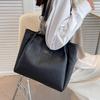 Large Capacity Women's Bags, Niche Commuter Bags, Versatile Shoulder Bags, Tote Bags