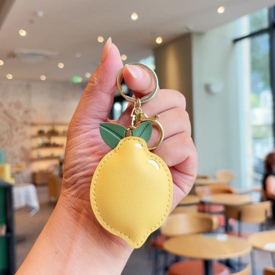 Keychain Pendant Peach-Shaped Card Holder Faux Leather Access Card Case Simulated Fruit Keychain Decorative Valentine Day