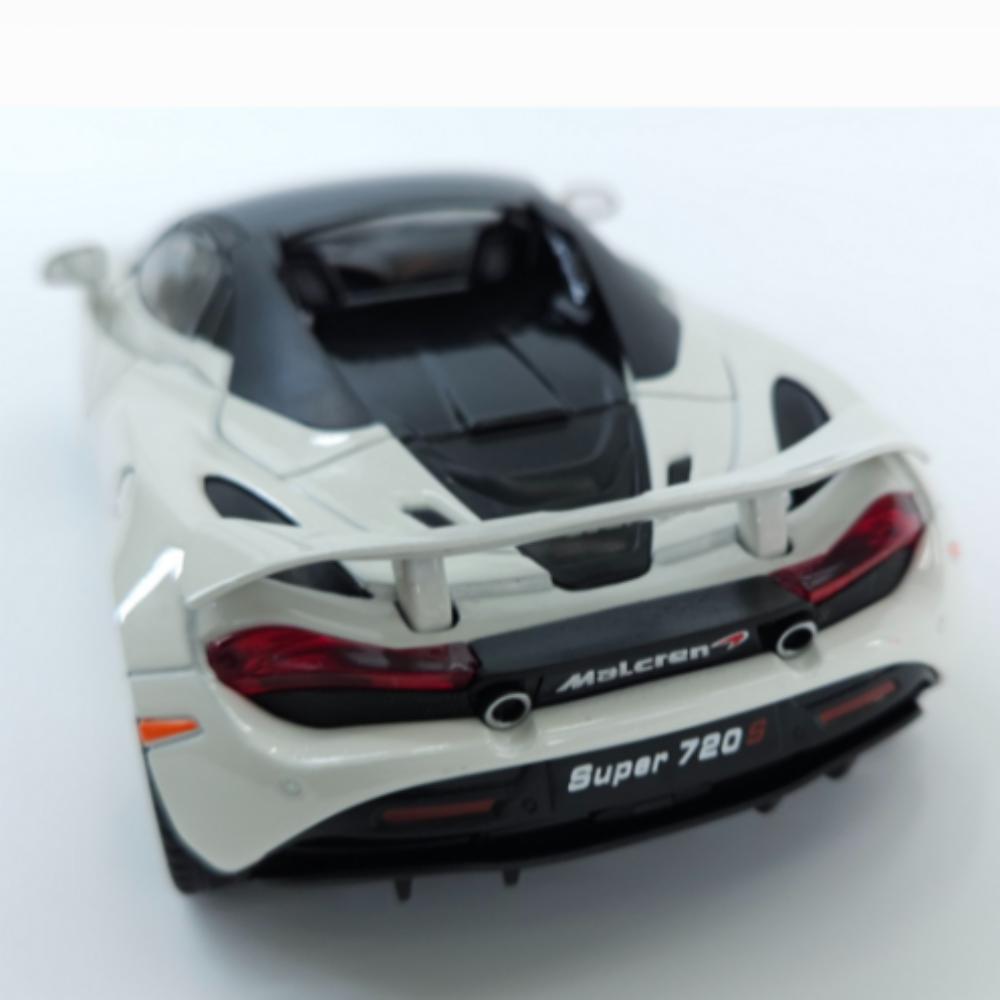 McLaren 720S Convertible Sports Car Model 1:24 Die Cast, Toy