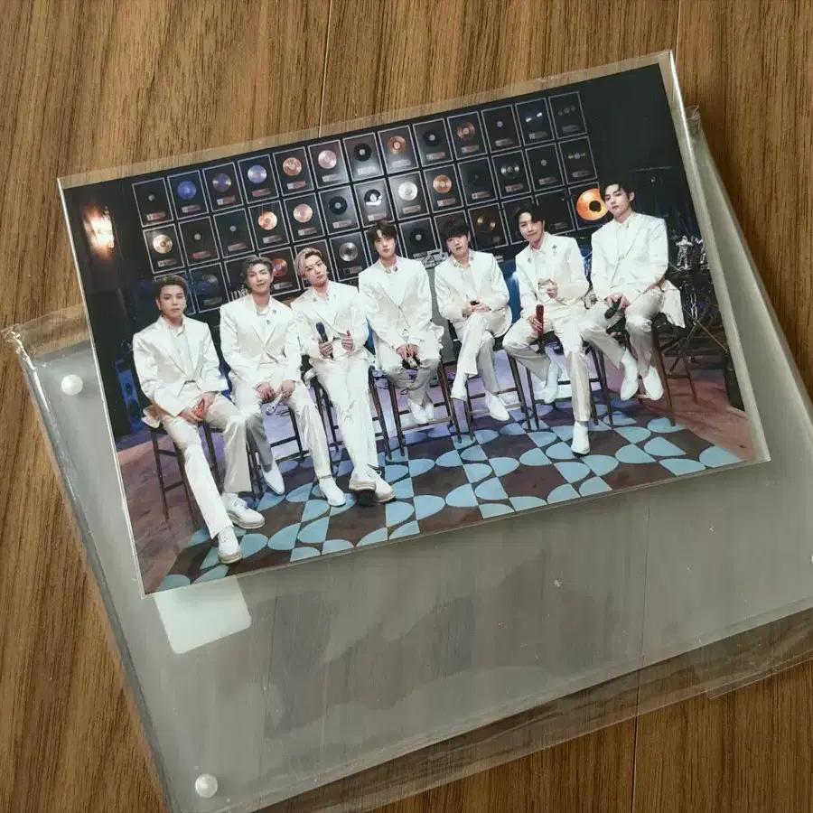 BTS 'Memories of 2021' DVD Group Photo + Frame