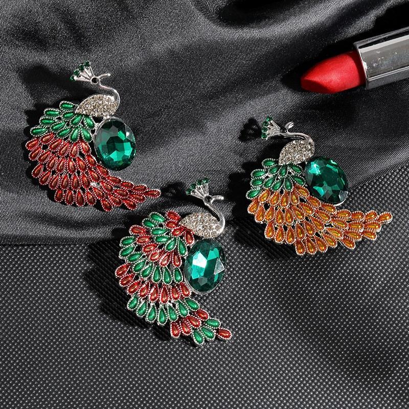SKEDS Classic Crystal Pearl Phoenix Alloy Broocch Pin For Women Men Fashion Exquisite Rhinestone Badges Creative Animal Corsage