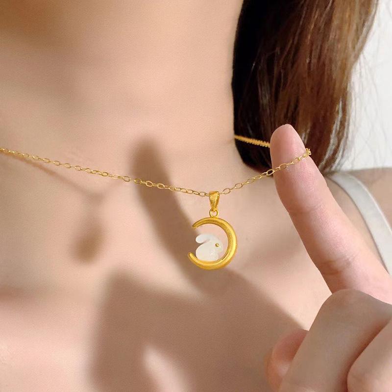 Golden Jade Rabbit Zodiac Necklace: Luxurious Moon Rabbit Pendant on a Versatile Women s Clavicle Chain.