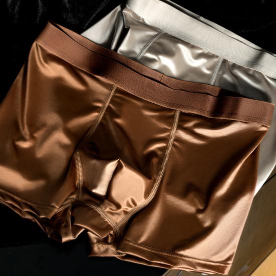 Herren Boxer Unterwäsche Elastisch Mittlere Taille Atmungsaktiv Schlank Geschnittene Shorts Slips Reine Farbe U-Konvex Design Glatter Stoff Eisseide Slips