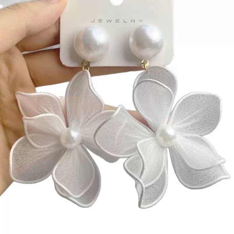 Elegante Perlen-Blumen-Ohrstecker: Europäischer & Amerikanischer Stil für Damen, Modisch und Vielseitig, Hochwertiges Gefühl