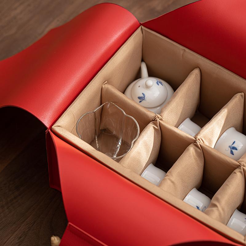 Premium Tea Set Birthday Gift Boxes Heart Shaped Leather Bamboo Handle Portable Storage Box Removable Storage Tea Set Empty Box