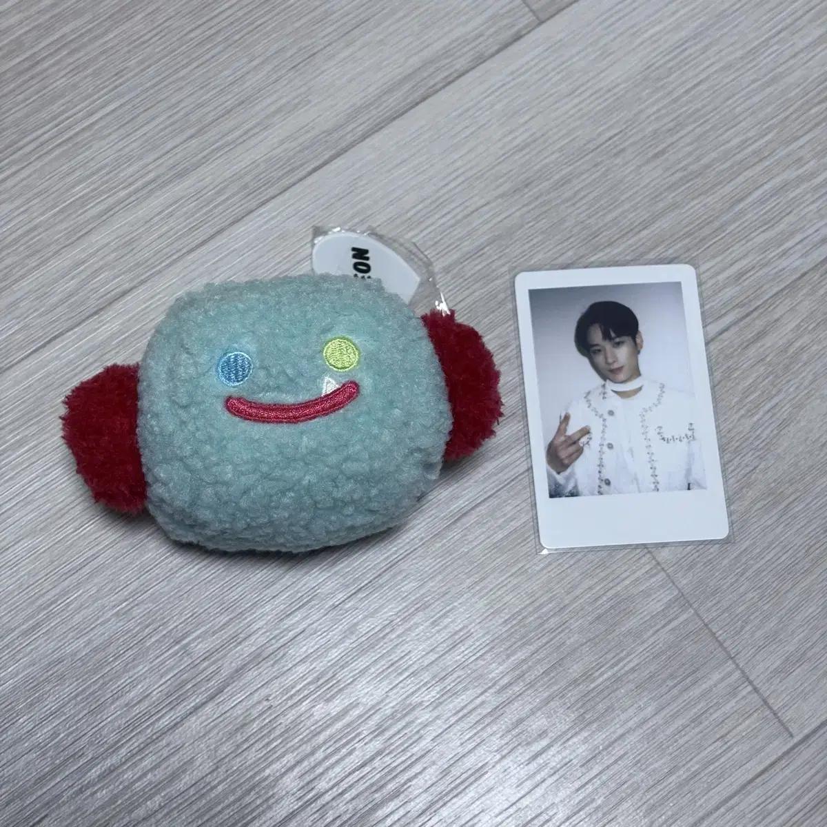 

Брелок Generation Doll Джуён The Theboyz