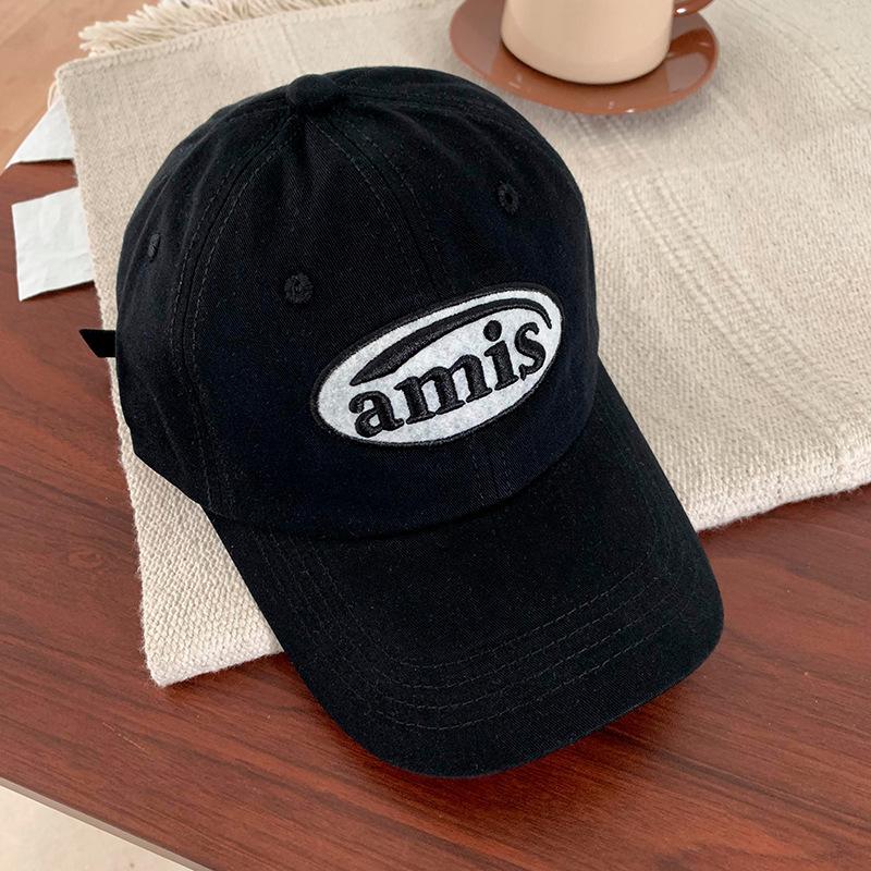 Rote Baseballkappe für Damen im Frühling und Sommer Lässig und Vielseitig Großer Kopfumfang Lässt das Gesicht kleiner erscheinen Weiches Oberteil Baseballkappe Sonnenhut