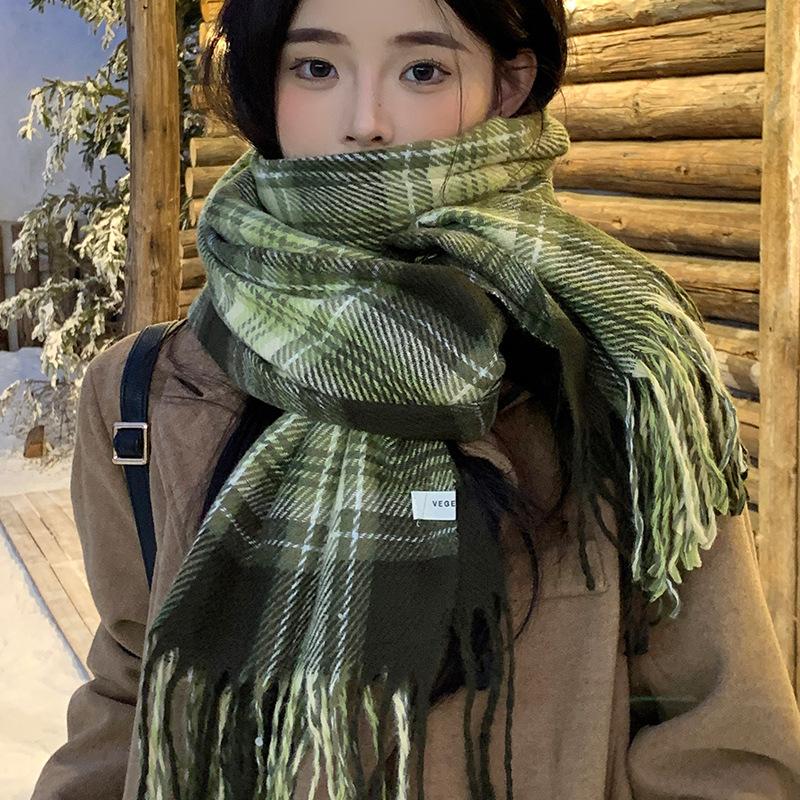 Green scarf women's autumn and winter versatile imitation cashmere thickened plaid shawl to keep warm students dual-purpose scarf men