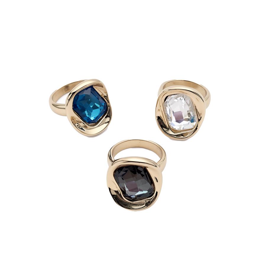 Elegant Three-Piece Geometric Ring Set: Luxury Inlaid Diamond Square Open Rings