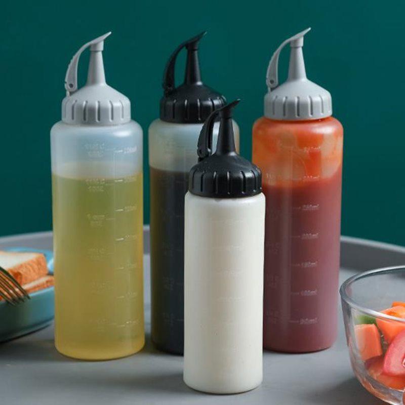 Squeeze Oil and Sauce Bottle - Soy Sauce, Vinegar, and Salad Dressing Dispenser, Plastic Oil Control and Seasoning Jar