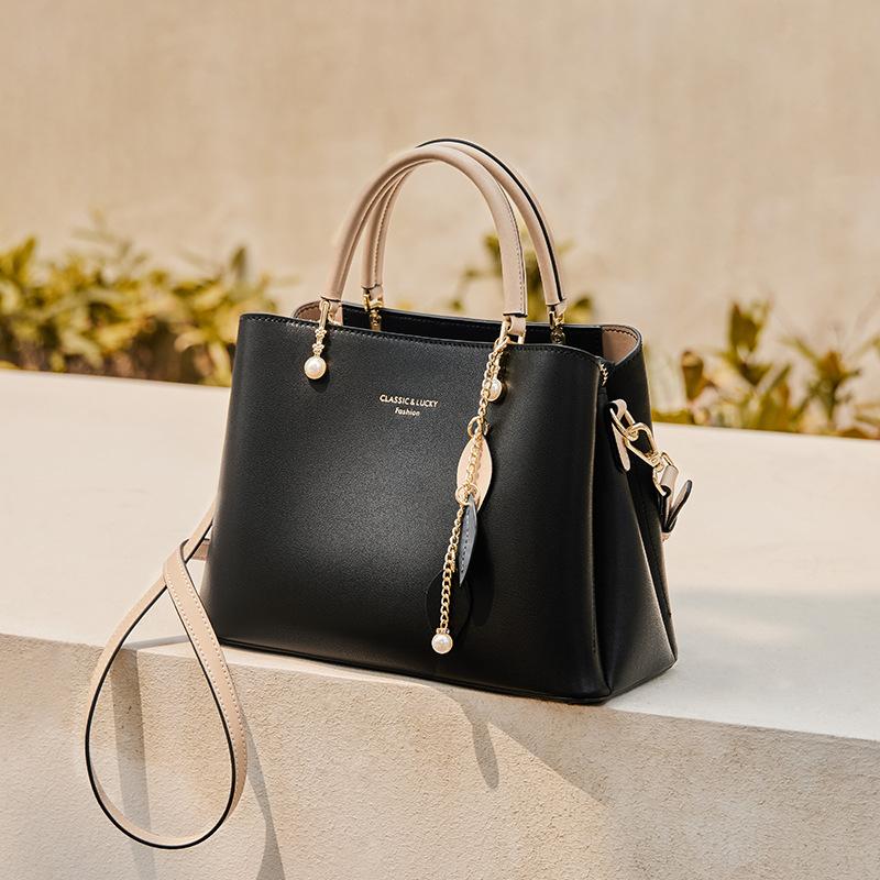 

Mrs. Qiao Bag 2025 New Genuine Leather Handbag for Women, Mom Bag with High-end Feel, Crossbody Bag, Light Luxury Brand Women s Bag Long27.5CM、 Wide12.5CM