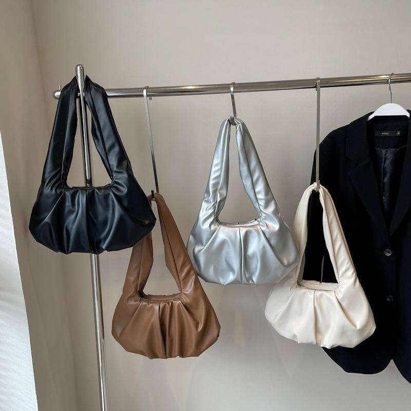Early Spring New Commuter Armpit Bag Women's New Versatile Retro Fashion Pleated Shoulder Bag Niche Women's Bag