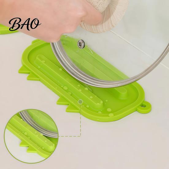 Easy To Clean Countertop Mat Silicone Pot Lid Holder, Cute Pig Shaped, Non Slip Heat Resistant Utensil Holder with Drain Grooves, Multifunctional