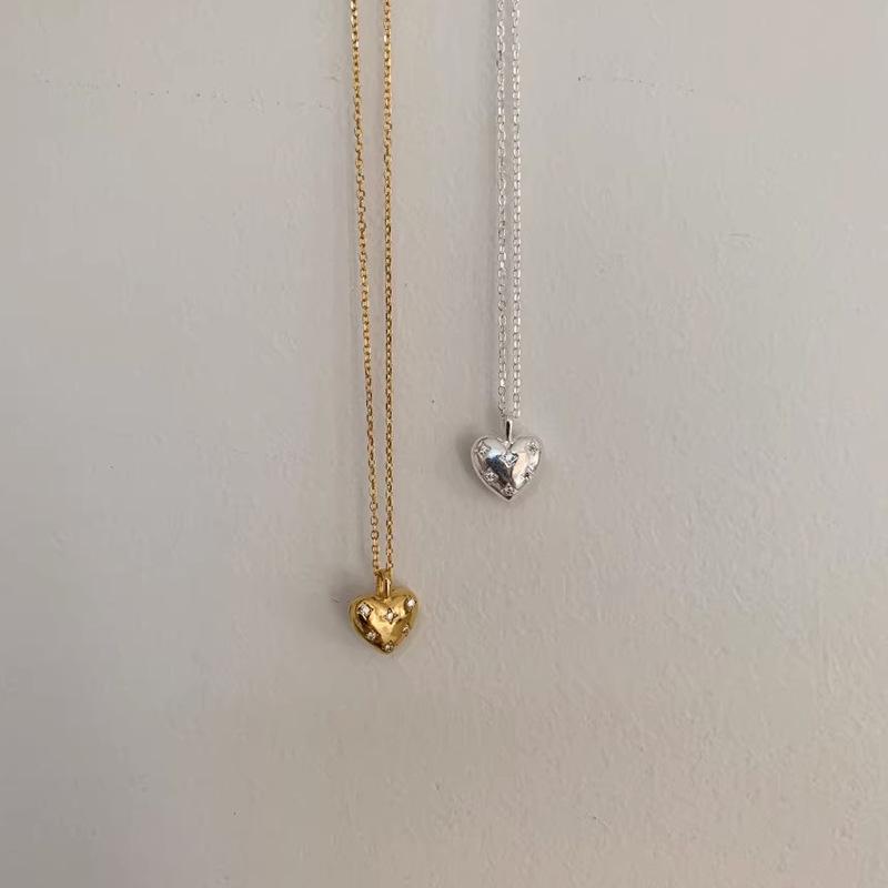 Damen Retro Diamant Herz Schlüsselbeinkette Halskette - Leichter Luxus Edelstahl 2023