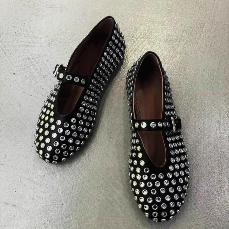 Spot second hair! Leather rhinestone ballet shoes women's round head flat bottom one word with European and American retro Mary Jane single shoes
