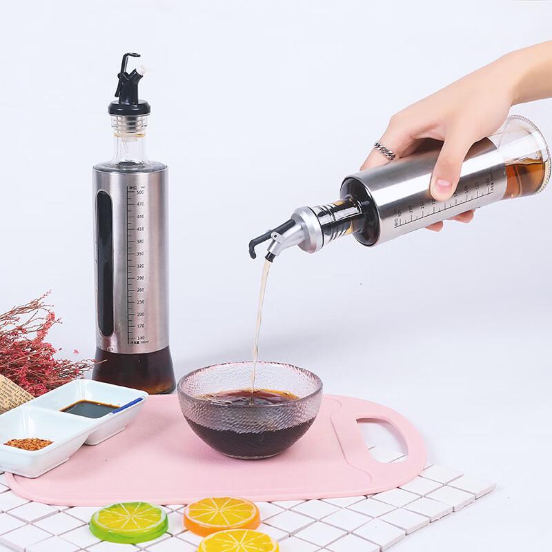 

Measuring Glass Oil and Vinegar Dispenser Bottles (Set of 2)