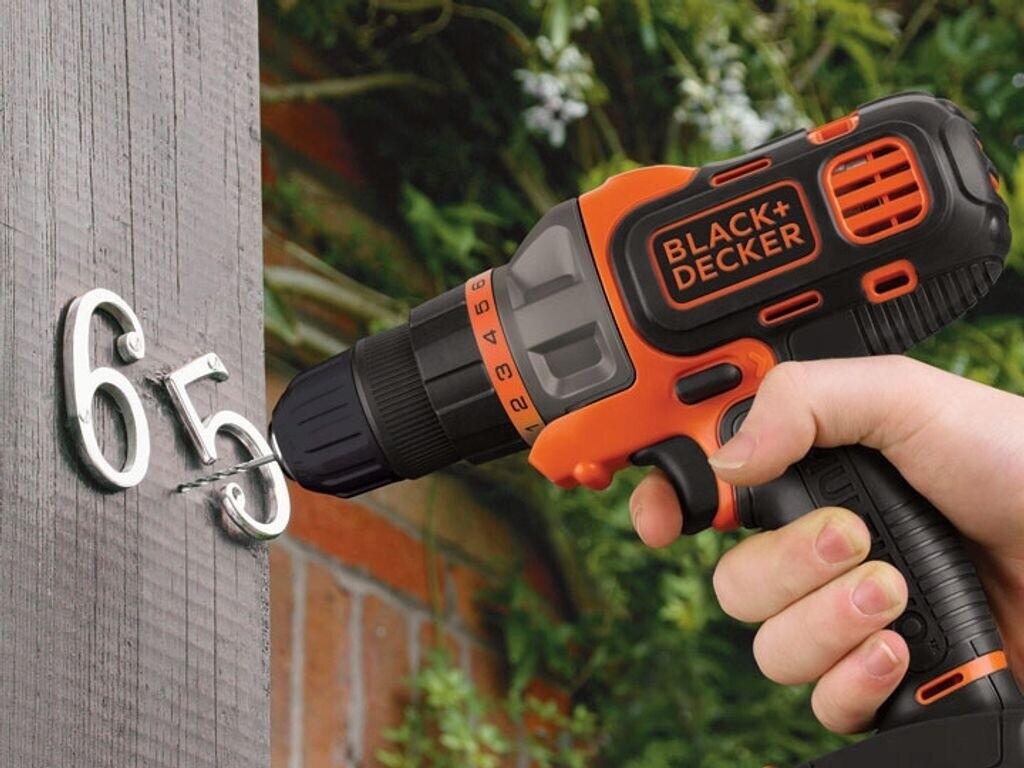 Дрель-шуруповёрт Black & Decker MT 218 K Multievo Starter Set