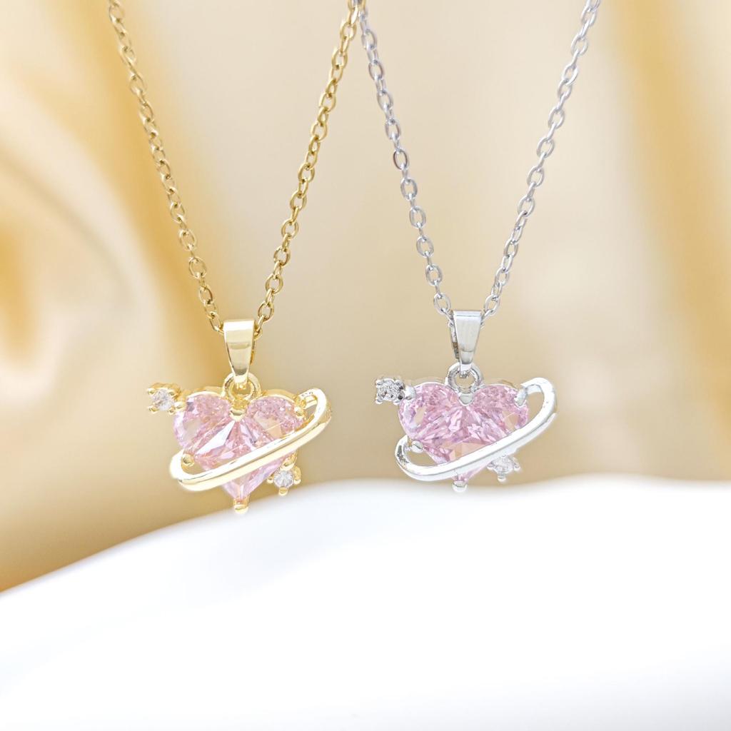 Luxury Pink Heart Pendant Necklace for Women - Fashionable Clavicle Chain Accessory