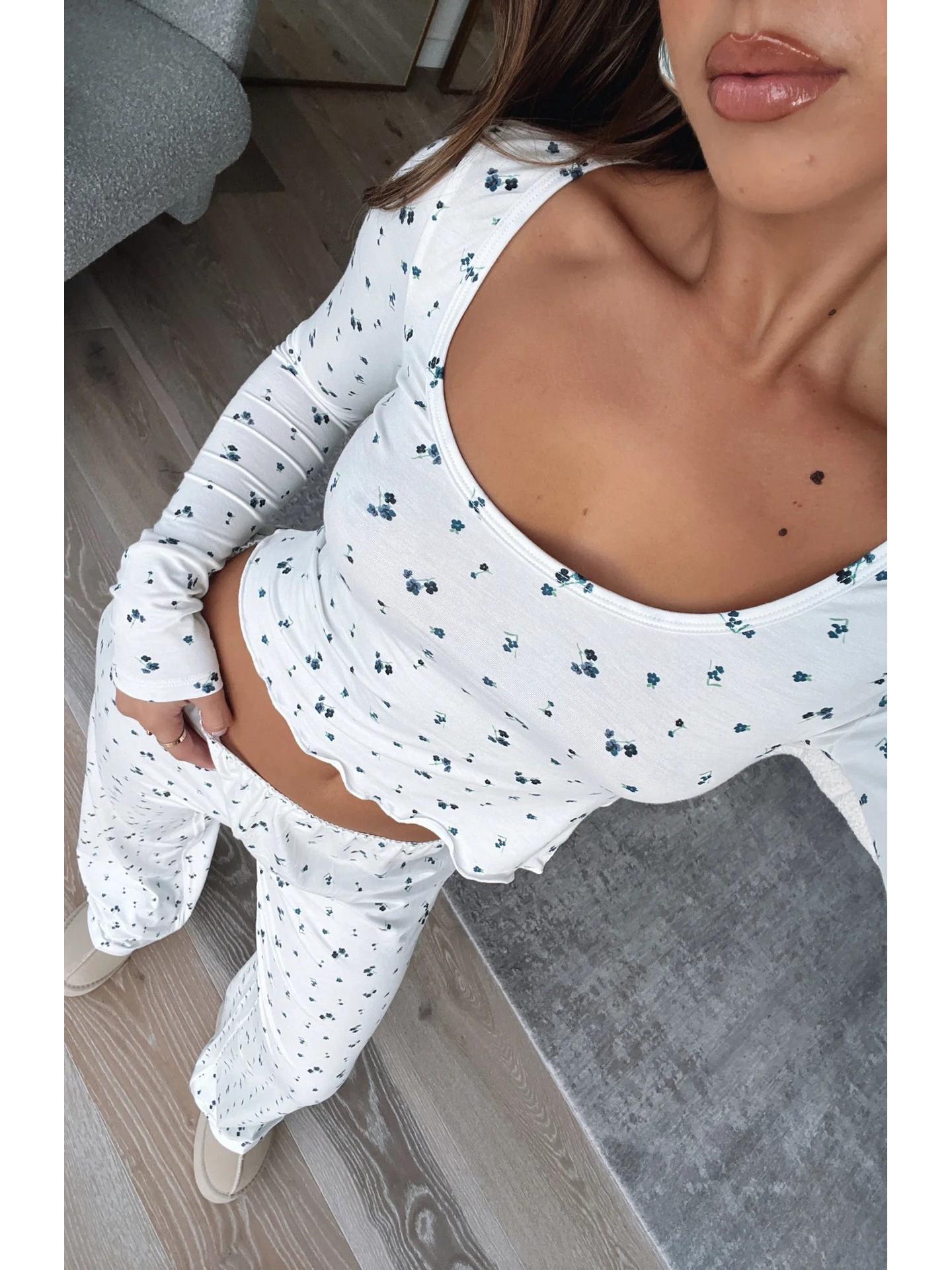 

European and American Style Women s Autumn/Winter Pajama Set: Long-Sleeved Top & High-Waisted Slimming Pants Medium белый