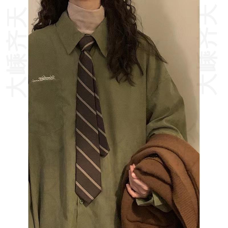 

Vintage tie, fashionable and versatile, coffee colored striped tie One size коричневый