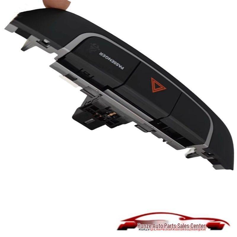 ix35 Hazard Light & Seatbelt Reminder Switch (847042S300)
